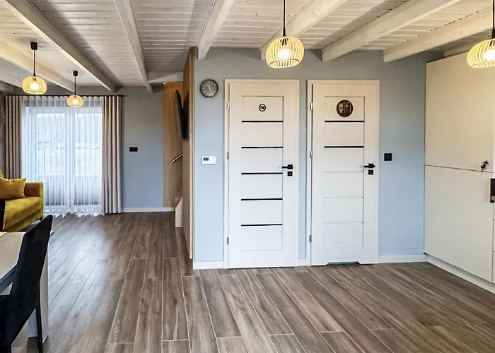 2 Bedroom Gorgeous In *